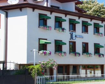 1inci Konak - Adapazarı - Edificio