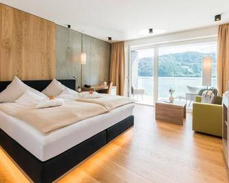 Suite Hochgosch mit Südbalkon - Villa Postillion am See - Millstatt - Sypialnia
