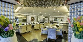 Mayfair Convention - Bhubaneswar - Restaurante