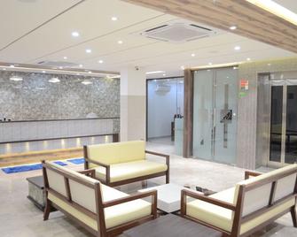 Hotel Ashray Inn Express - Ahmedabad