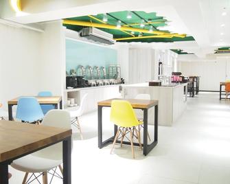 Fairytale Yi Su Hotspring Hotel - Jiaoxi Township - Restaurant
