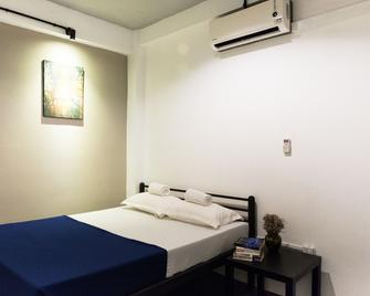 Hostel 9 - Yangon - Yatak Odası