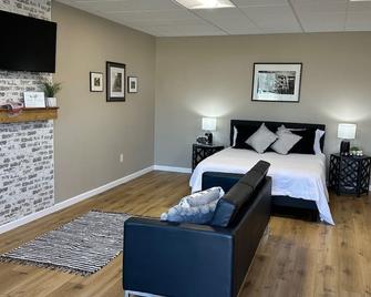 The Venue at Hermann - Hermann - Bedroom