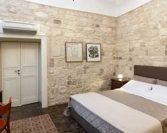 Edel Emotional Domus Et Luxury - Modica - Habitación