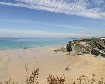 The Lookout - Newquay - Beach