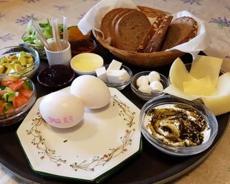 zimmer cigale - Odem - Comida