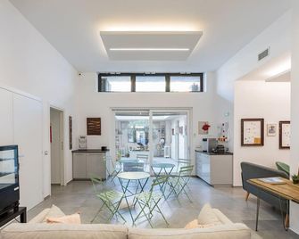 Little Square Arona - Arona - Dining room