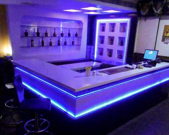 Hotel Chentoor - مادوراي - بار