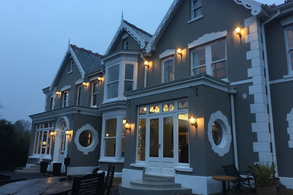 Llwyn Country House - Llanelli - Budova