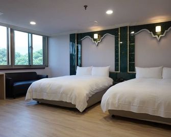 Suao Hotel - Yilan City - Habitación