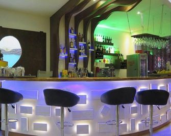 Hotel Essencia - Dumaguete City - Bar