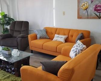 Palmas Seaview ocean view 1-bedroom vacation villa - Barceloneta - Salon