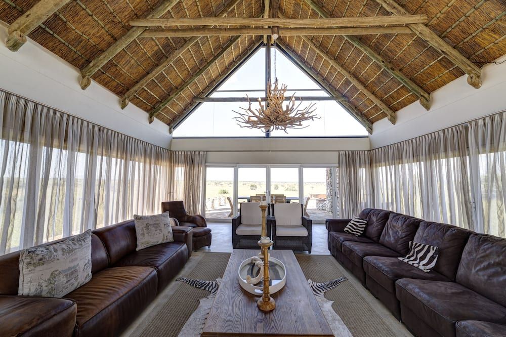 Naankuse Lodge - Windhoek - Sala de estar
