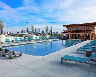 Landing | Spectacular 2bd, Gym, Clubhouse - Atlanta - Pool