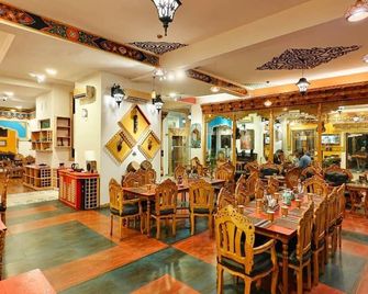 Hotel Grand Himalaya - Leh - Restaurante