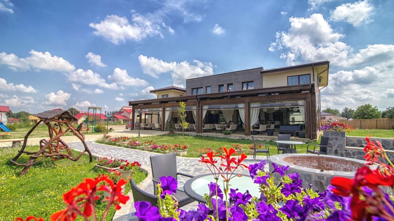 Armonia by Aristocratis