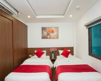 Atypik Vietnam House - Hanoi - Bedroom