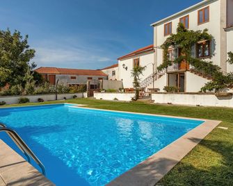 Vacation home Pena by Interhome - Barcelos - Piscina