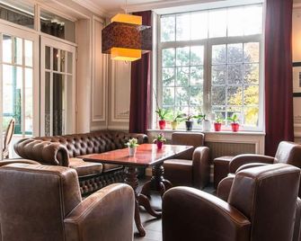 Logis - Hotel Restaurant La Sapinière - Saint-Omer