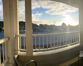 Sea Breeze Court - Cannon Beach - Μπαλκόνι