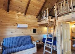 Kenai Fjord/Lakeview 4-6 Person Midsize Cabin - Scio - Sala