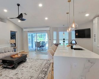 Resort Community Escape: Naples Home 5 Mi to Beach - Naples