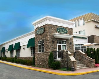 Clinton Inn Hotel & Event Center - Tenafly - Edificio