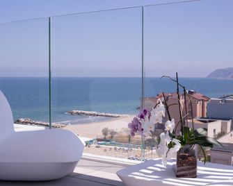 Hotel Alexandra - Misano Adriatico - Balkon