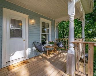Town & Trail - Walkable Wellington Charmer - Wellington - Balkon