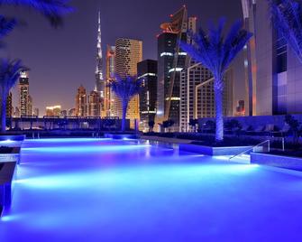 JW Marriott Marquis Hotel Dubai - Dubái - Piscina
