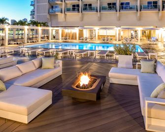 Ala Moana Honolulu by Mantra - הונולולו - בריכה