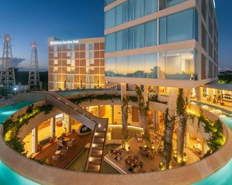 Hilton Garden Inn Cancun Airport - Cancún - Edificio