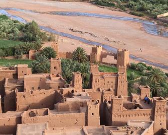 Kasbah tifaoute ait Ben haddou - Aït Ben Haddou - Vista del exterior