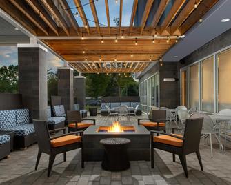 Home2 Suites by Hilton Charlottesville Downtown - Charlottesville - Building