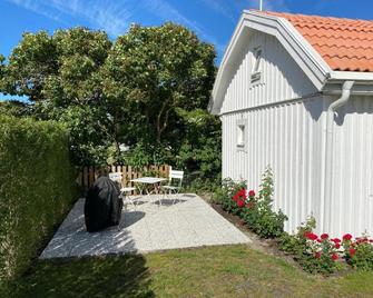 Attefallshus på Ängö i Kalmar - Kalmar - Innenhof