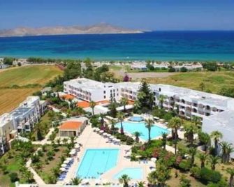 Tigaki Beach Hotel - Tigaki