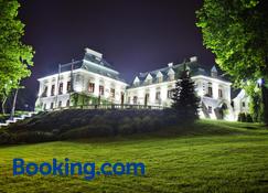 Manor House Spa - Chlewiska - Building