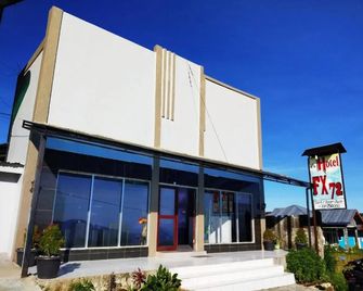 Hotel Fx72 Ruteng - Ruteng - Edificio