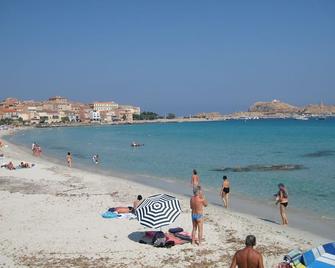 appartement climatise Classé 2 étoiles - L'Île-Rousse - Plage