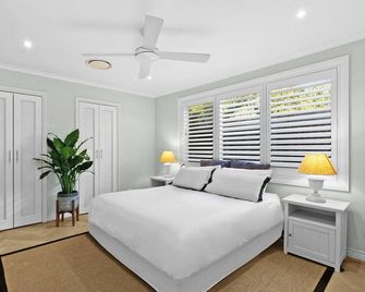 Palm Beach Retreat with Pool - Palm Beach - Bedroom