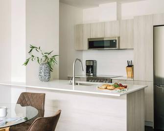 Sonder Le Guerin - Montreal - Kitchen