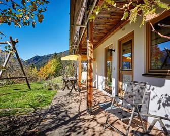 Ferienwohnung Haus Leonard - Ehrwald - Binnenhof