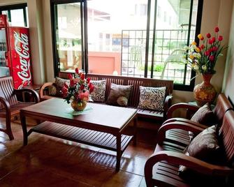 Kwan Phayao Villa - Phayao - Sala de estar