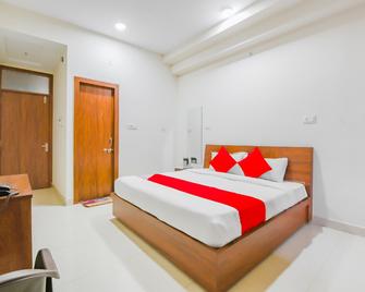 Hotel O Mapples Inn Palace - 哥打 - 臥室