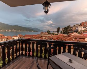 Villa Varosh - Ohrid - Balcon