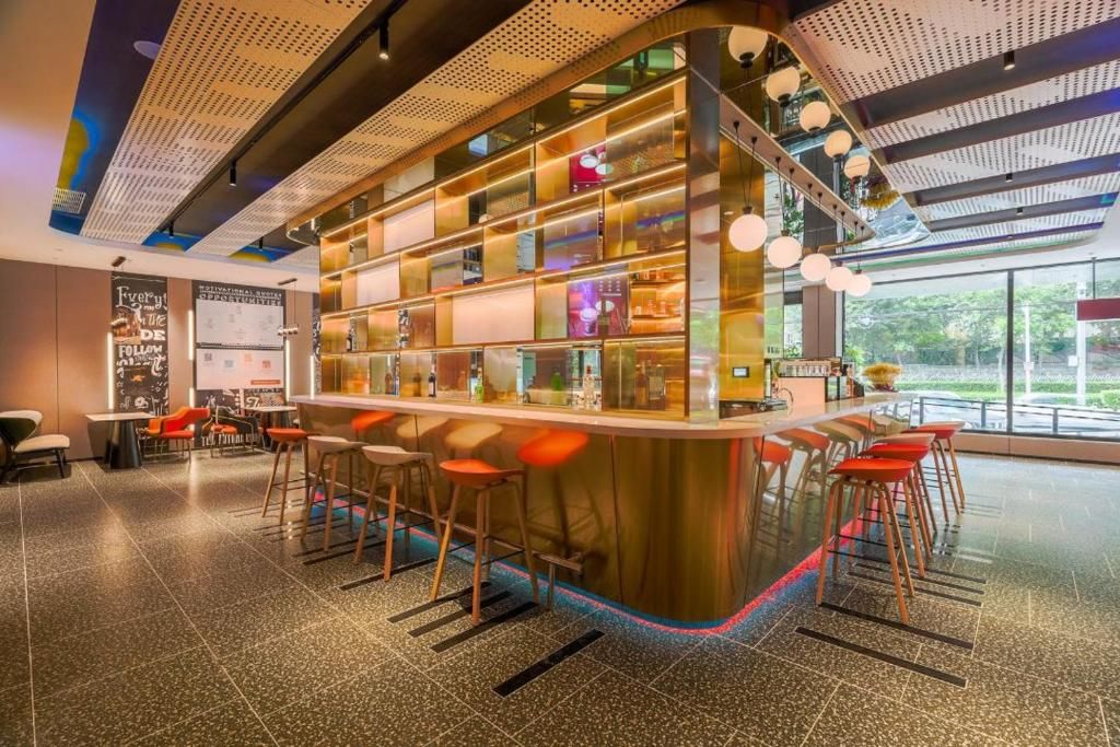 Ibis Qingdao Xinduxin Capitamall thumbnail 2