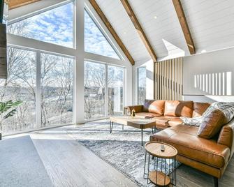 The Glam Shack - Golf, Ski, Spa - Saint-Faustin-Lac-Carré - Obývací pokoj