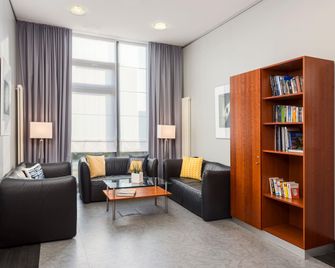 Hotel Wolfsburg Centrum, Affiliated by Meliá - Wolfsburg - Building