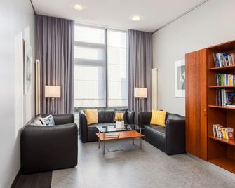 Hotel Wolfsburg Centrum, Affiliated by Meliá - Wolfsburg - Gebäude
