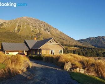Grasmere Lodge - Cass